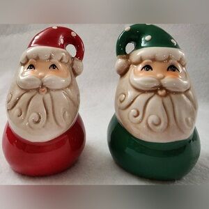 SET: Johanna Parker | handcrafted Nostalgic Santa salt & pepper shakers.